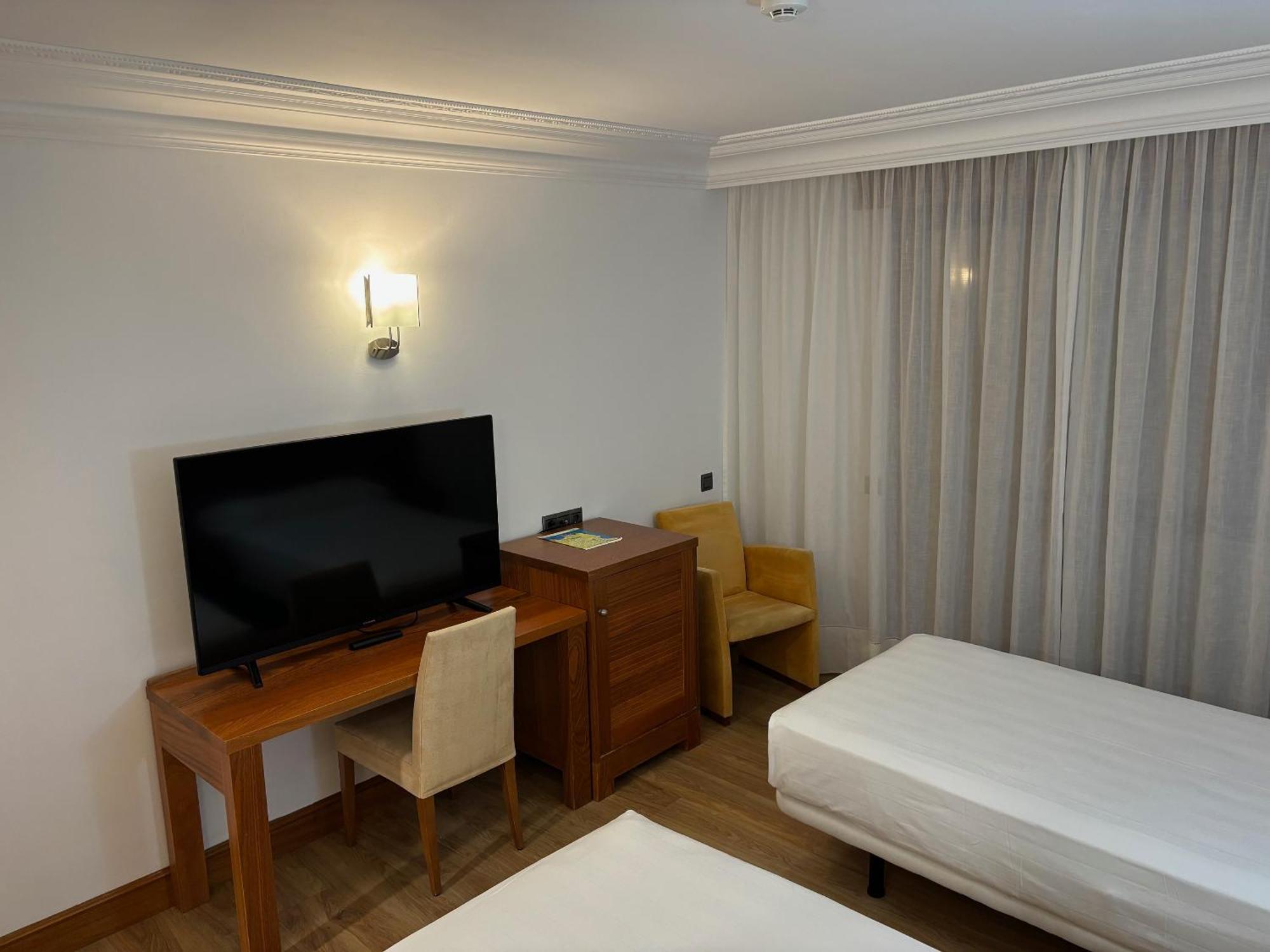 Gran Hotel Liber & Spa Playa Golf Noja Luaran gambar