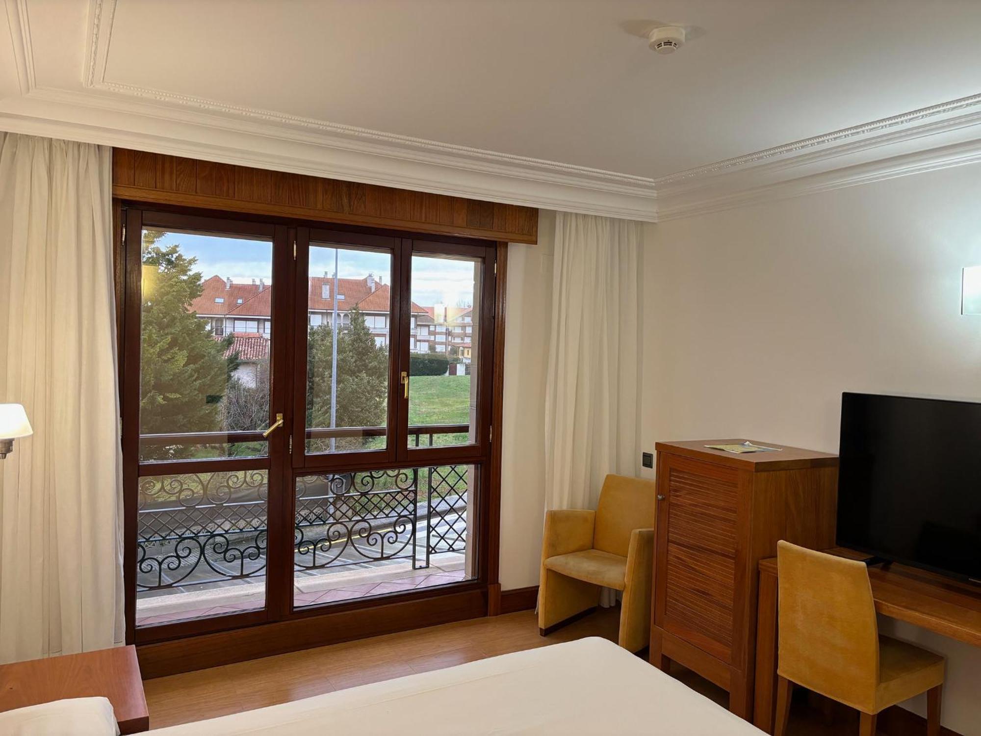 Gran Hotel Liber & Spa Playa Golf Noja Luaran gambar